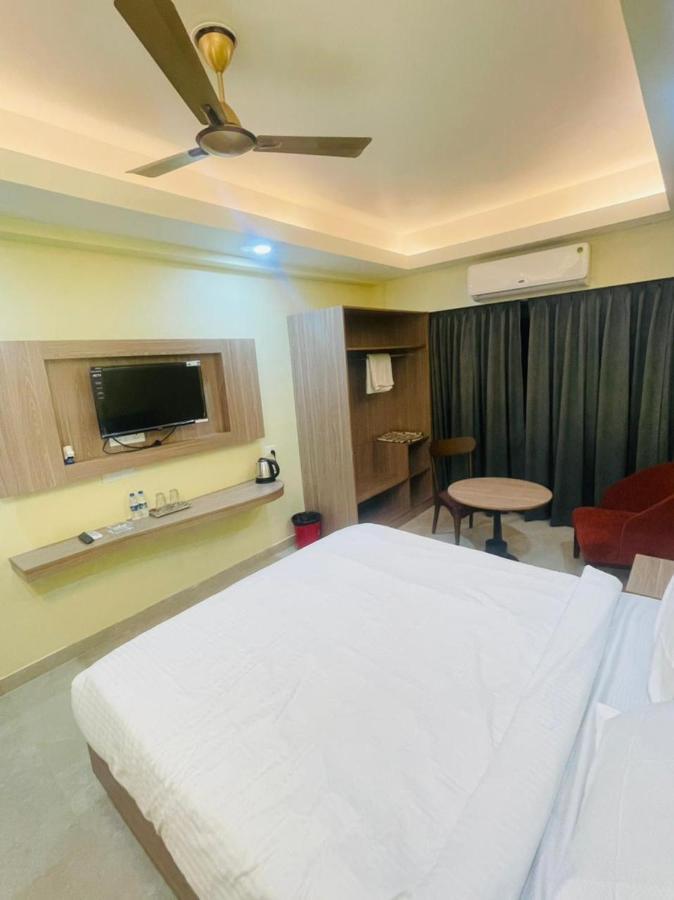 Royal Beach International Puri Exterior foto